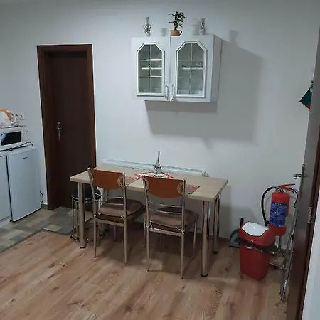 Bekivi Apartmany Dunajská Streda Exterior photo