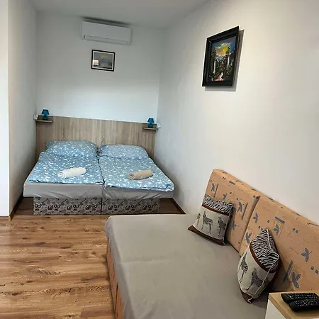 Bekivi Apartmany Dunajská Streda Exterior photo